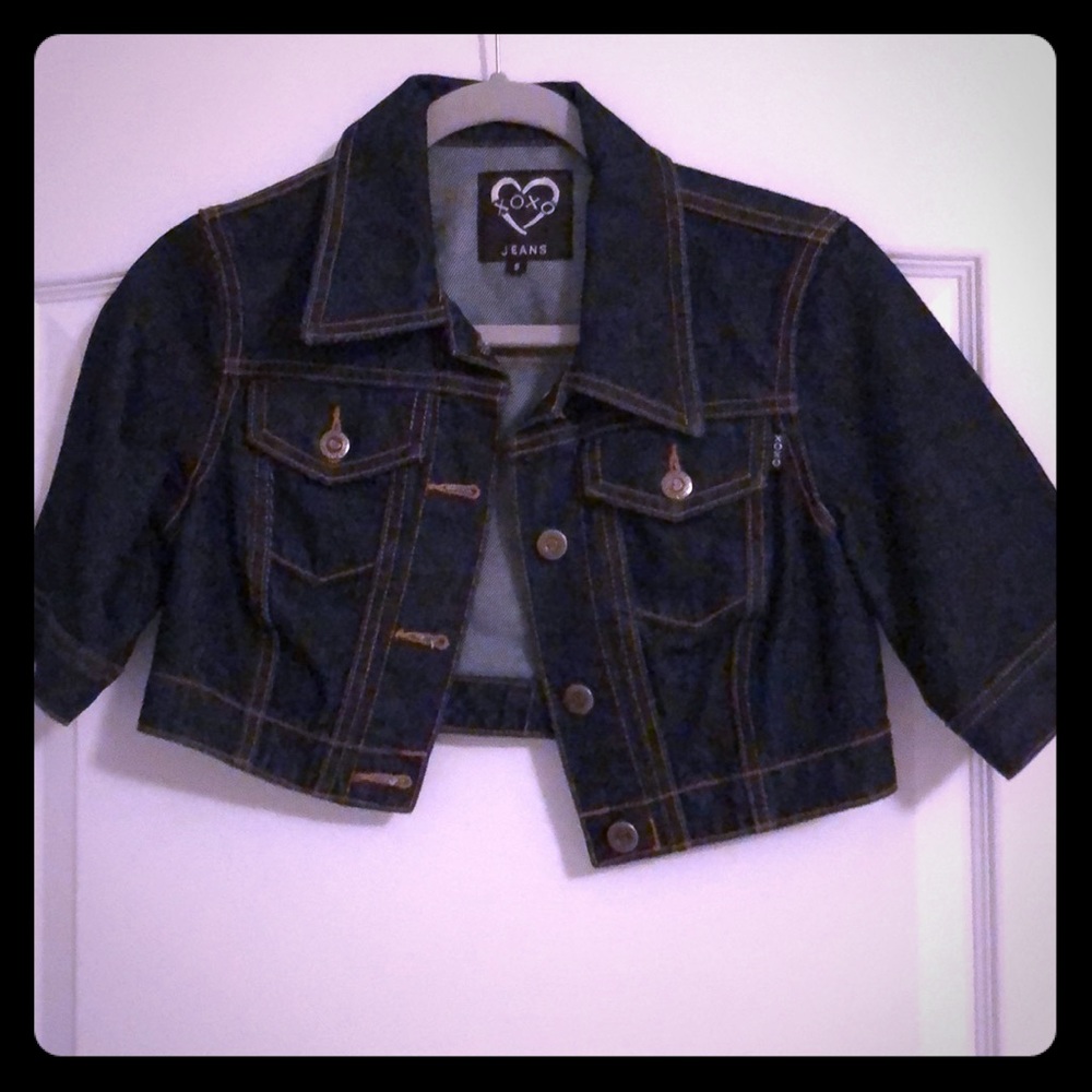 Cropped denim jacket